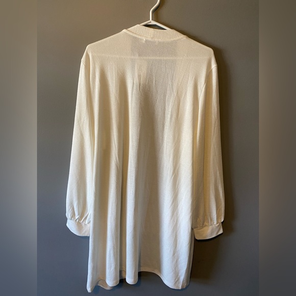 Ricki’s White Cardigan with Cuffed Sleeves - Picture 2 of 3